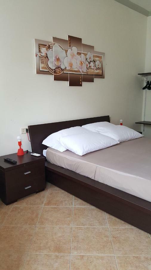Borgo Dei Centurione Hotel Рим Екстериор снимка