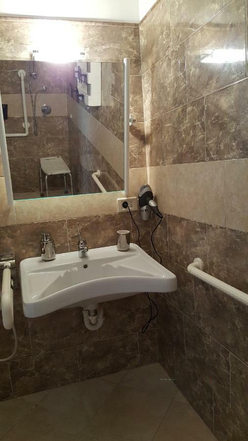 Borgo Dei Centurione Hotel Рим Екстериор снимка