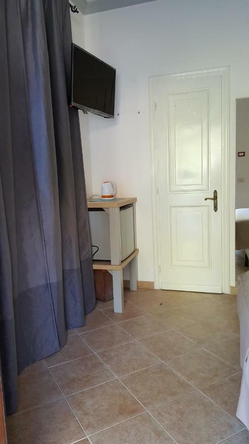 Borgo Dei Centurione Hotel Рим Екстериор снимка